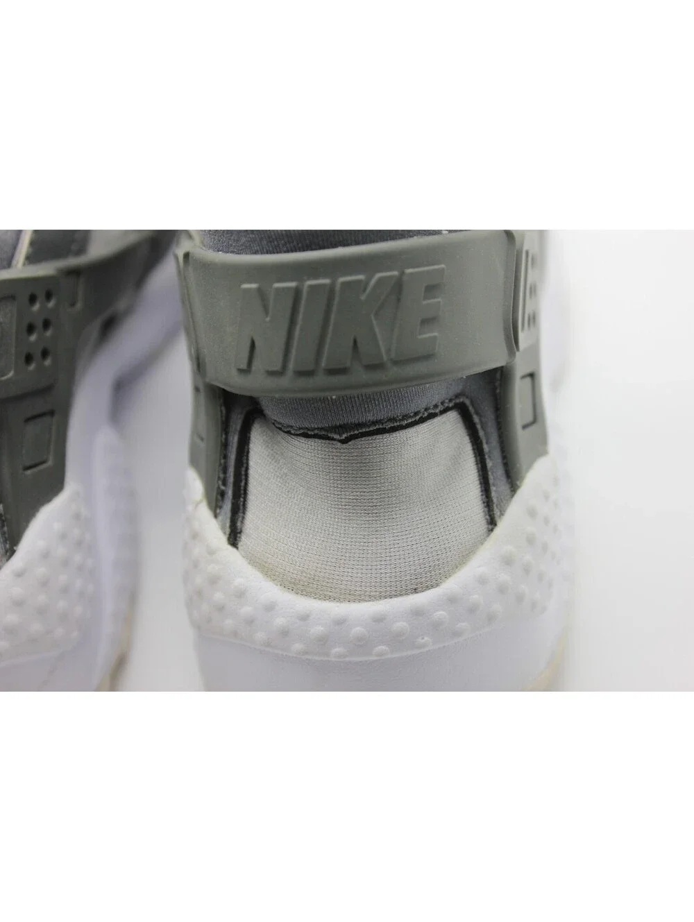 Nike Huarache Free Run 2016 Varsity Gray white Leather 654275-012 Youth Size 6.5